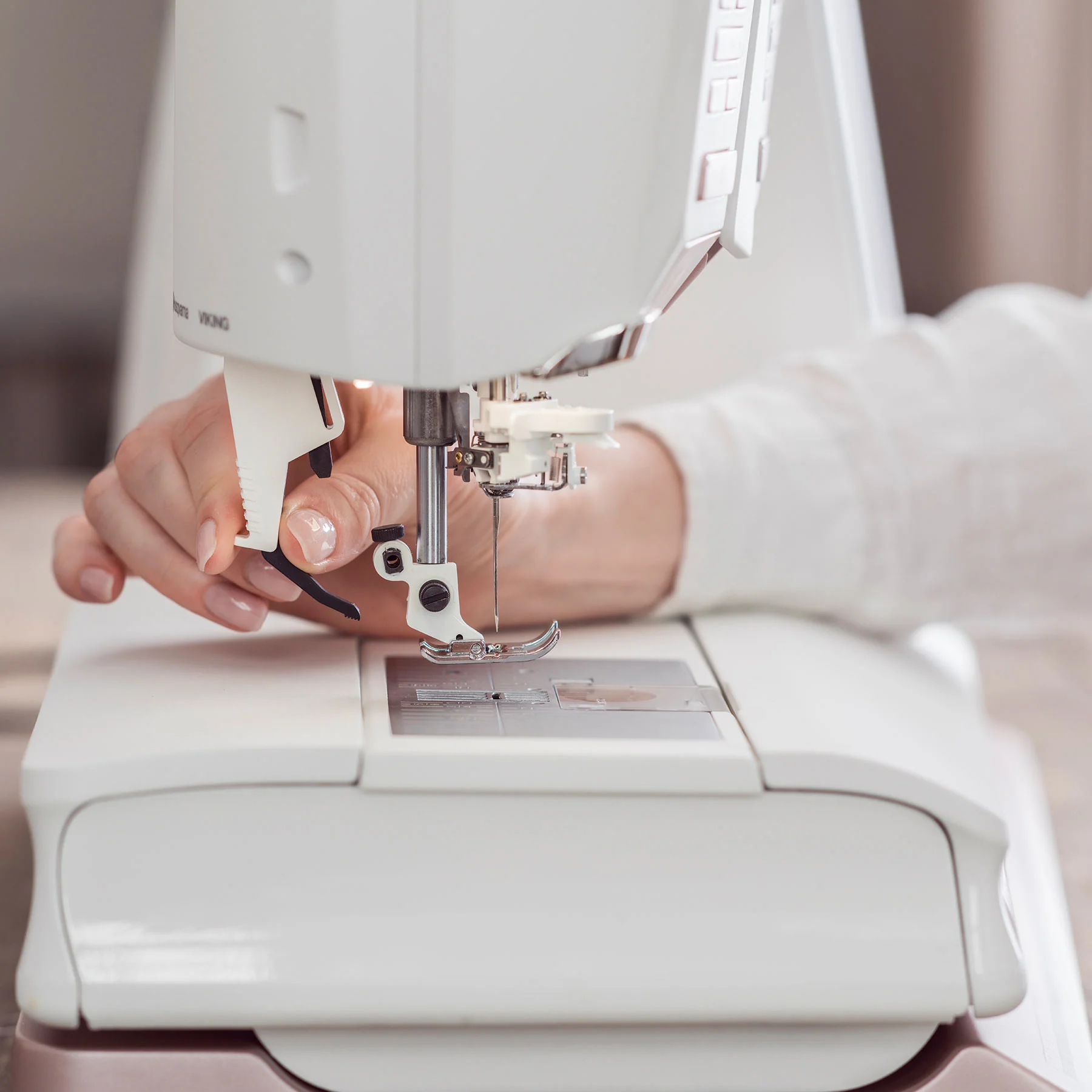 HUSQVARNA® VIKING® Refurbished DESIGNER EPIC™ 2 Sewing & Embroidery Machine in Modern Mint - Image 15