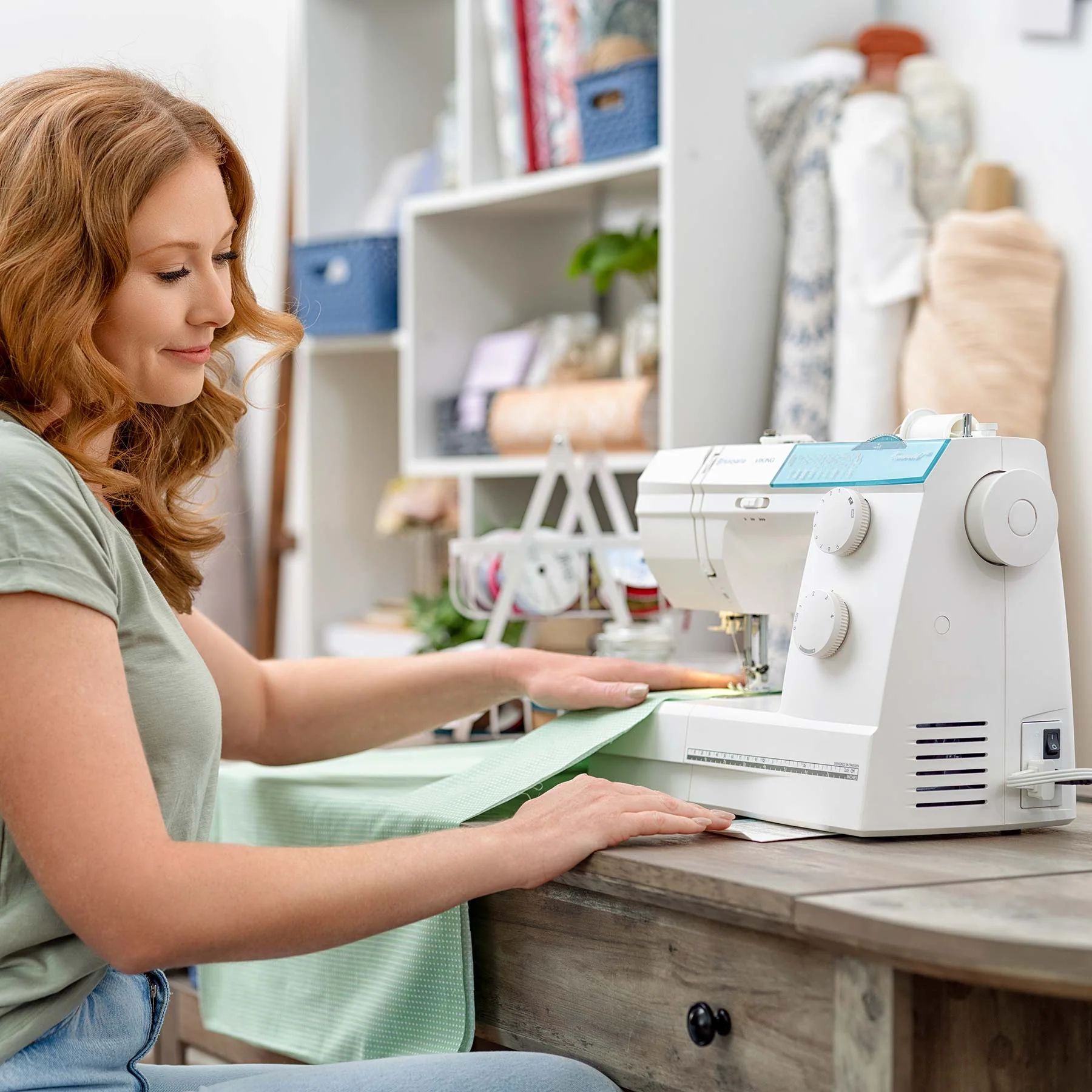 HUSQVARNA® VIKING® EMERALD™ 118 Sewing Machine - Image 5
