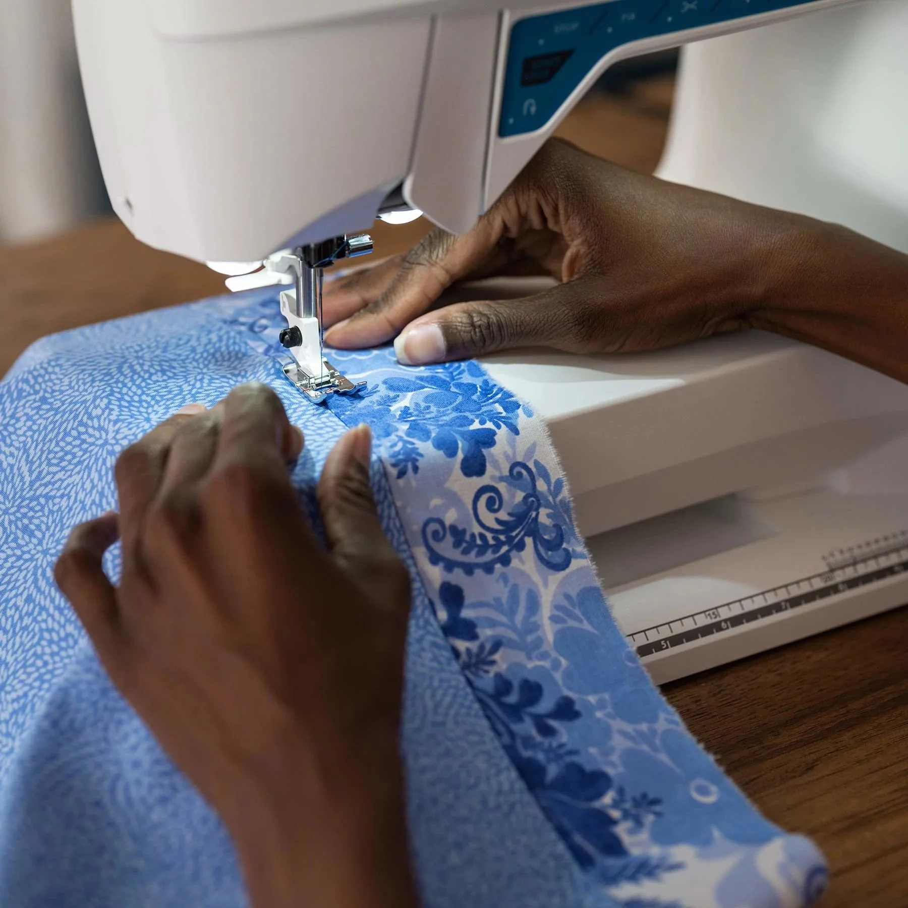 HUSQVARNA® VIKING® Refurbished OPAL 670 Sewing Machine - Image 7