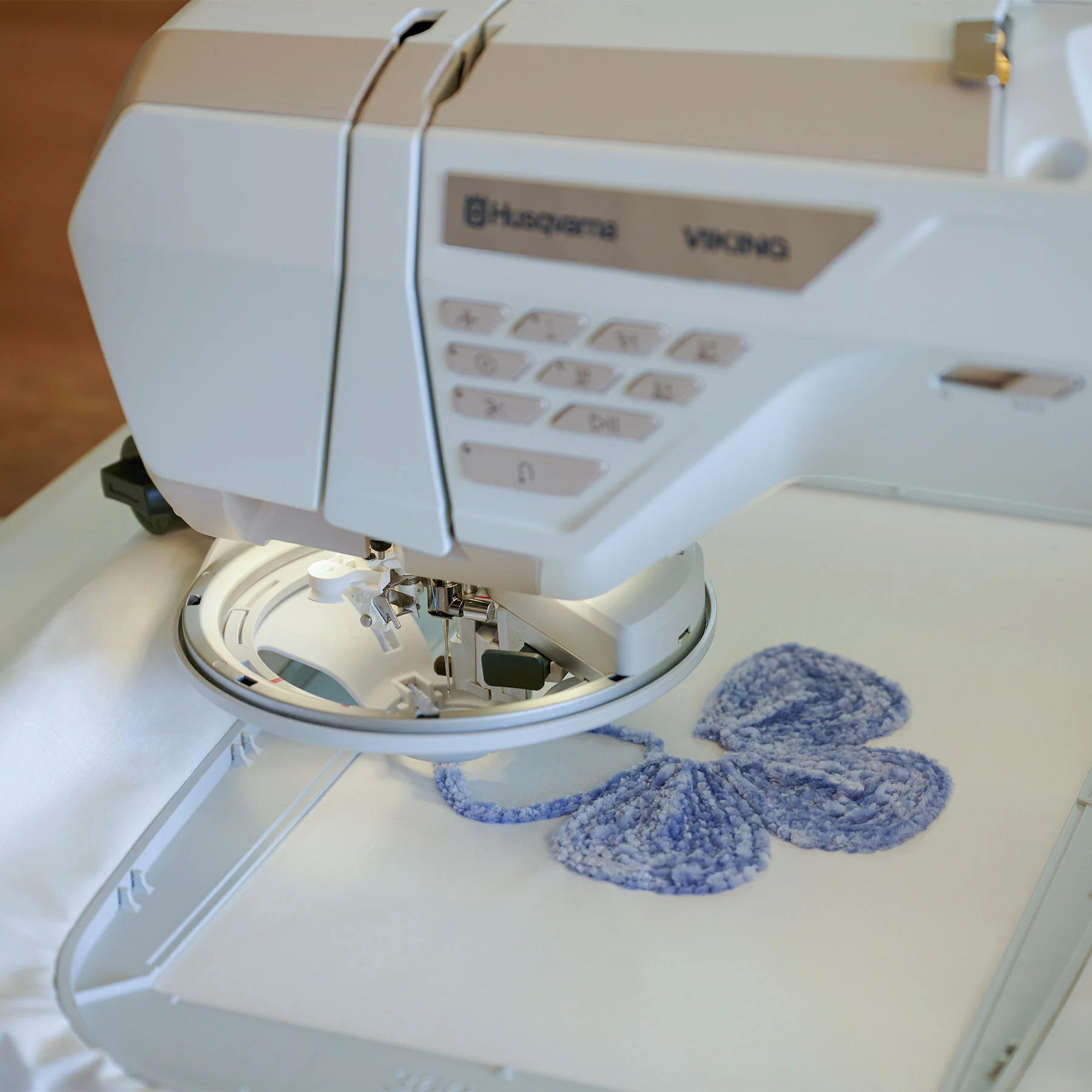 HUSQVARNA® VIKING® DESIGNER Embellishment Attachment - Image 3