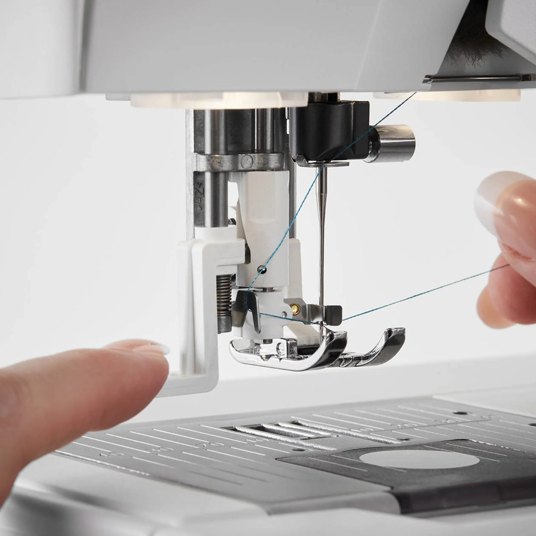 HUSQVARNA® VIKING® Refurbished DESIGNER SAPPHIRE™ 85 Sewing & Embroidery Machine - Image 7