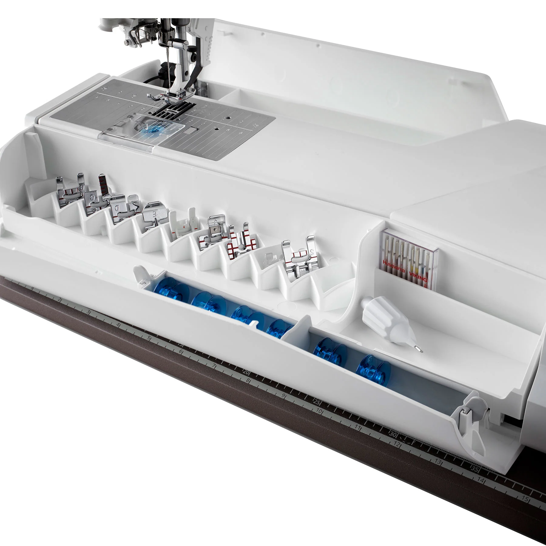 HUSQVARNA® VIKING® EPIC™ 95Q Sewing Machine - Image 10