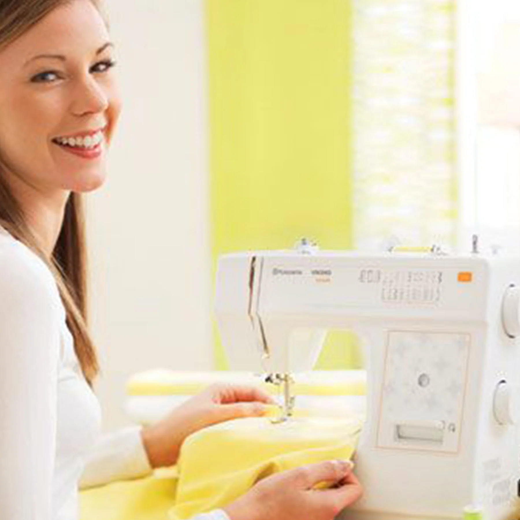 HUSQVARNA® VIKING® E10 Sewing Machine - Image 5