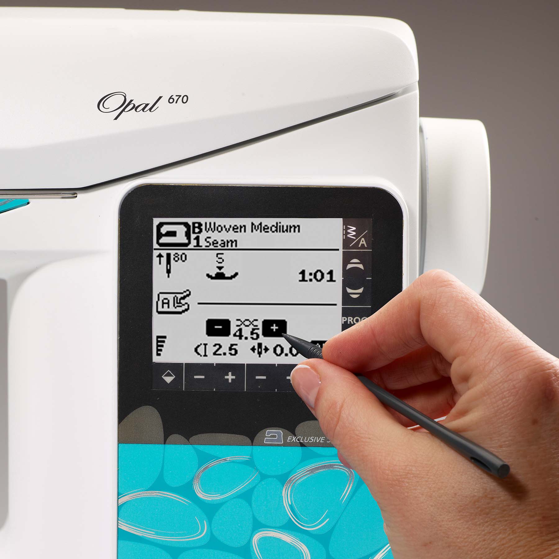 HUSQVARNA® VIKING® OPAL™ 670 Sewing Machine - Image 9