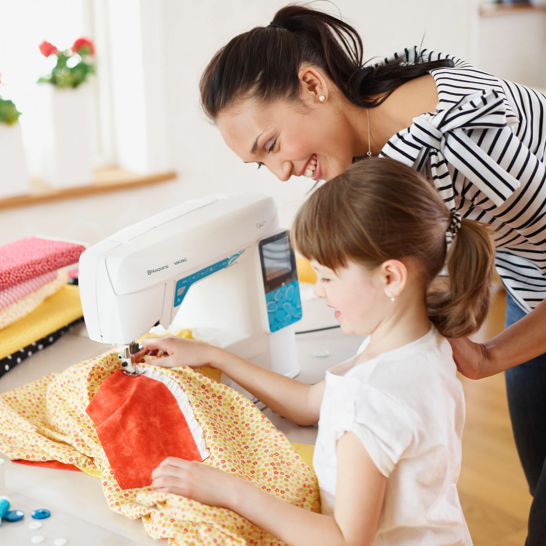 HUSQVARNA® VIKING® OPAL™ 670 Sewing Machine + Gift w/ Purchase - Image 5