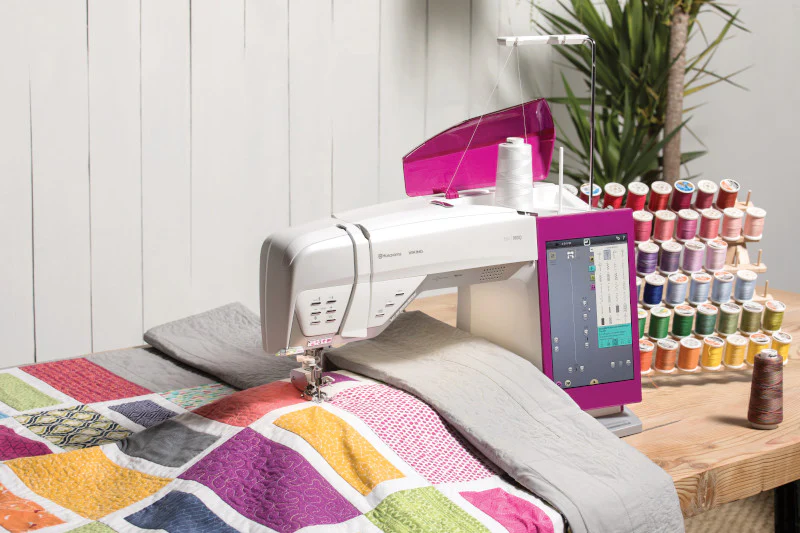 HUSQVARNA® VIKING® Refurbished EPIC™ 980Q Sewing Machine - Image 9