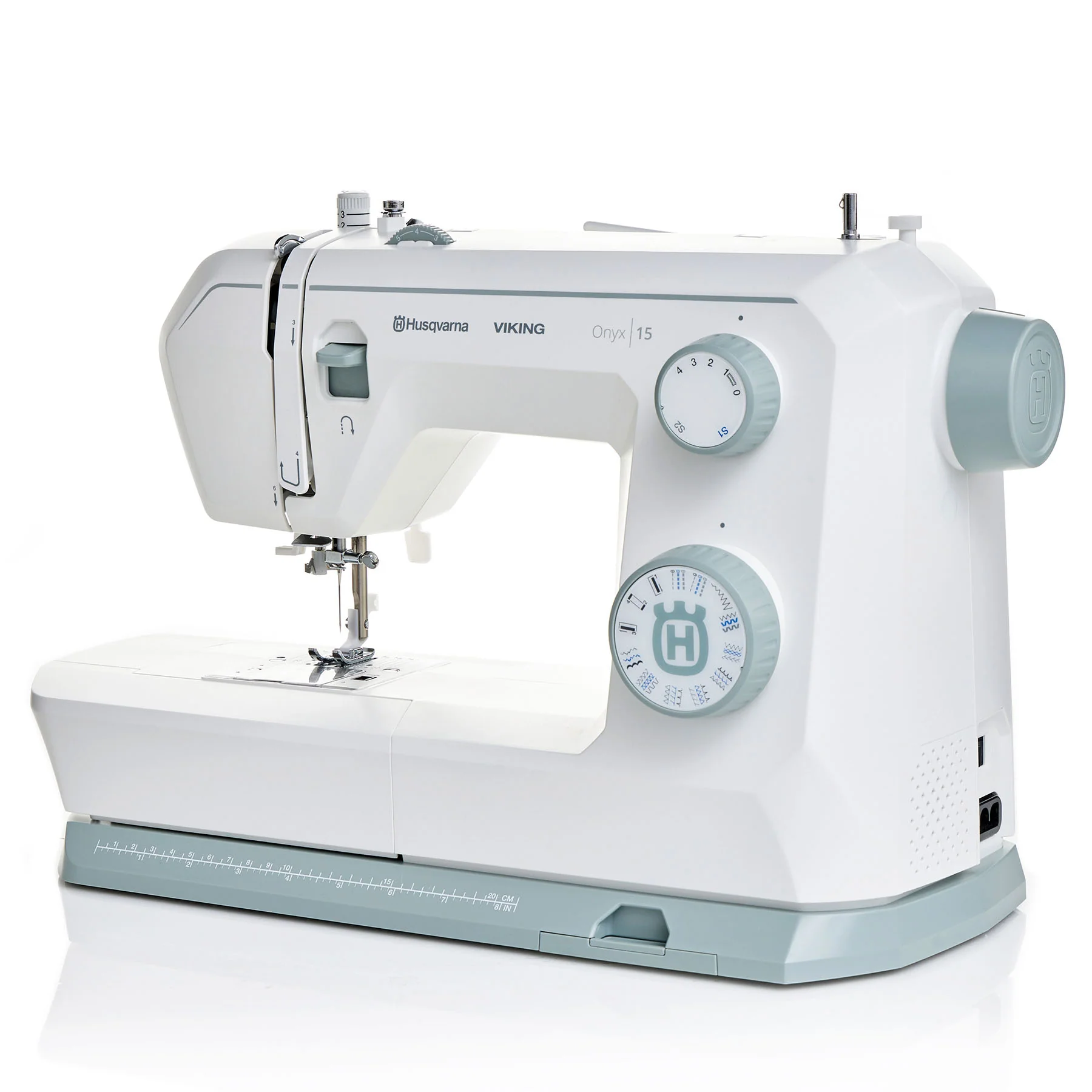 HUSQVARNA® VIKING® ONYX™ 15 Sewing Machine - Image 5
