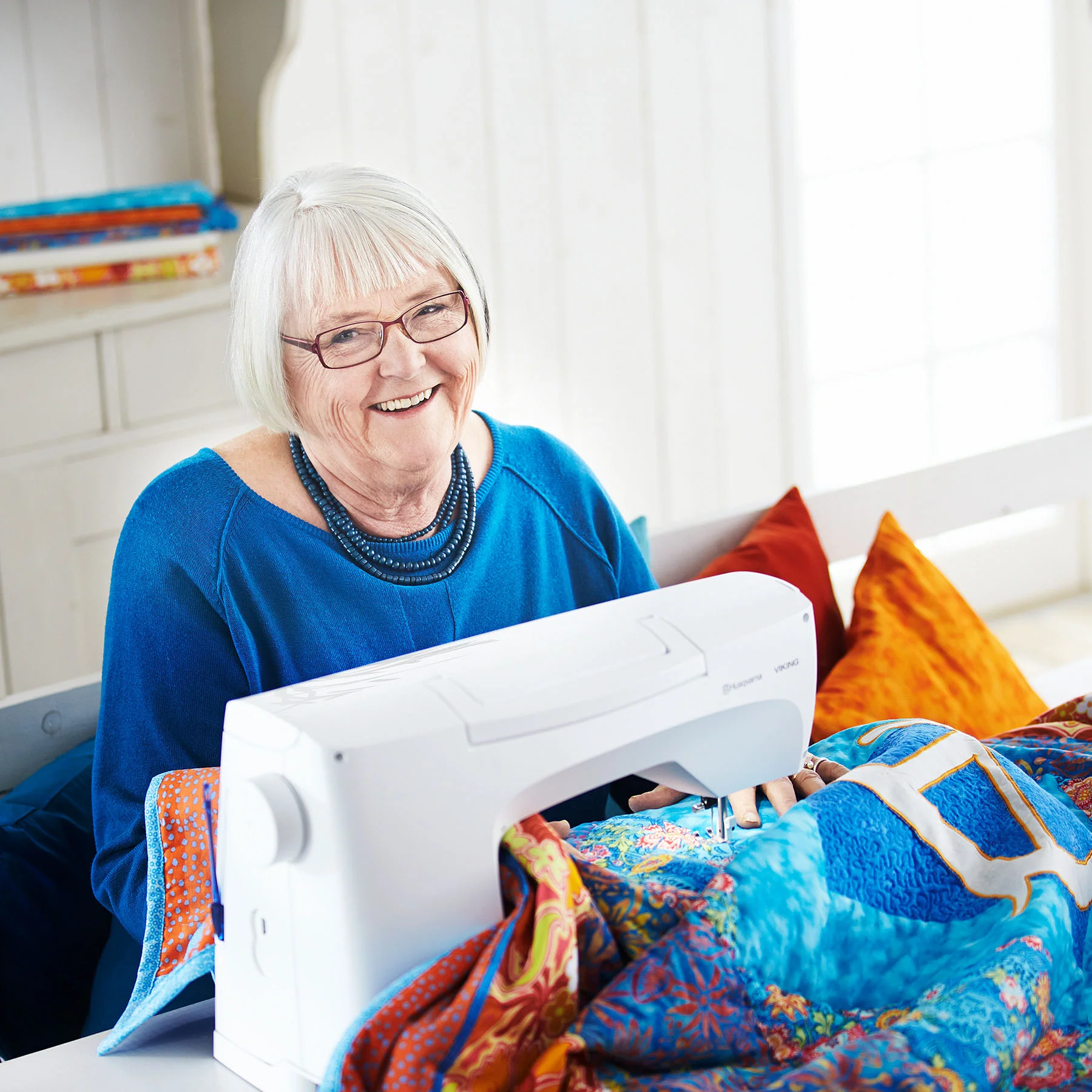HUSQVARNA® VIKING® SAPPHIRE™ 930 Quilting Bundle - Image 3