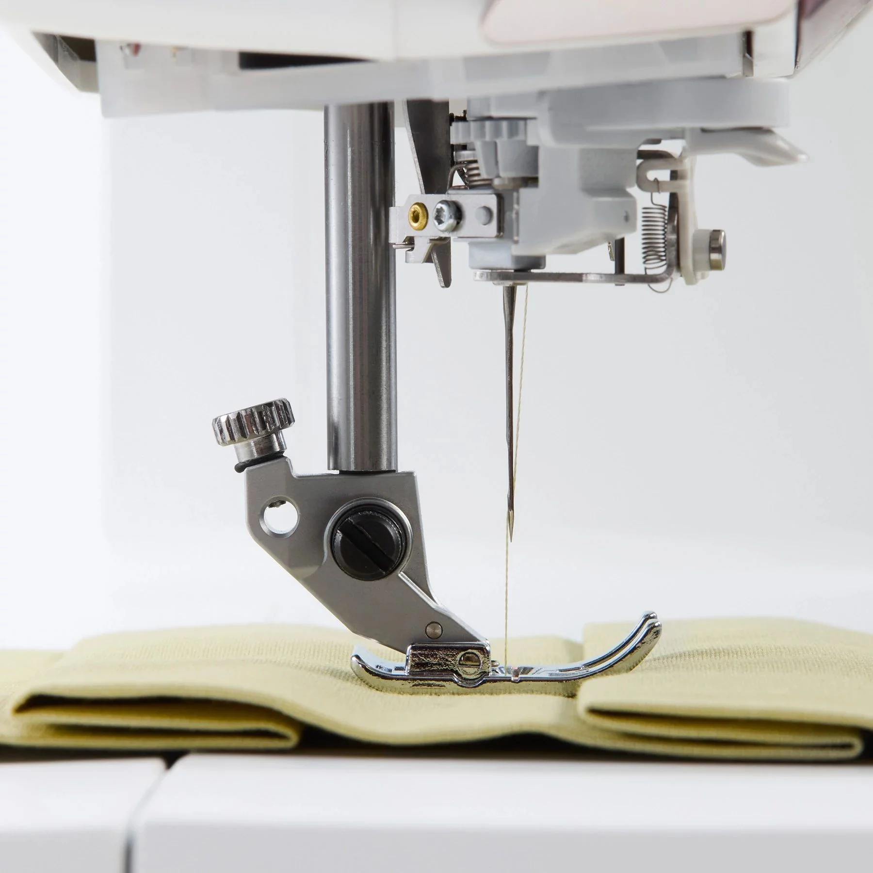 HUSQVARNA® VIKING® TOPAZ™ 55Q Sewing Machine Quilting Bundle - Image 13