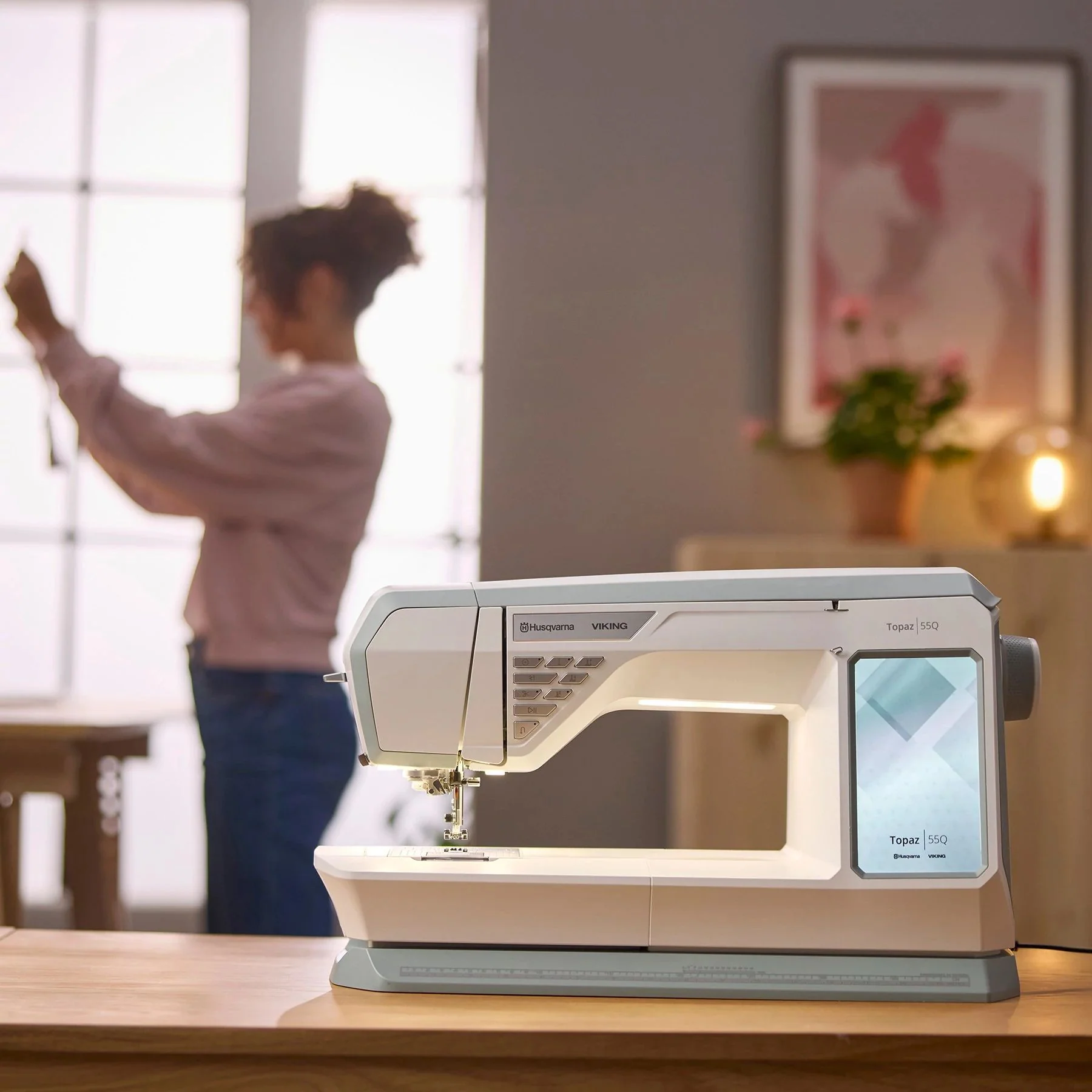 HUSQVARNA® VIKING® TOPAZ™ 55Q Sewing Machine Quilting Bundle - Image 14