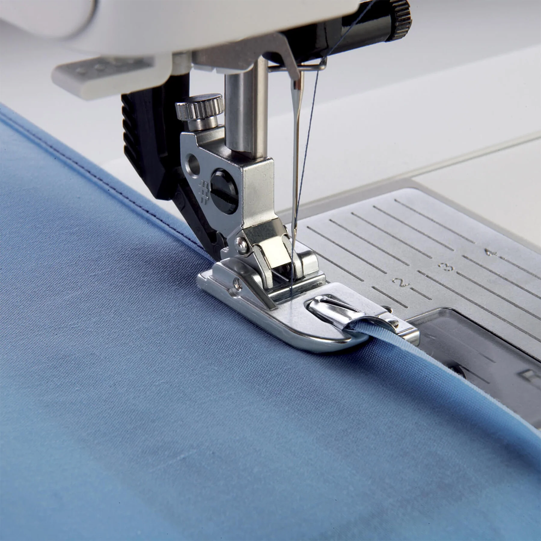 PFAFF® 4 mm Rolled Hem Foot for IDT System