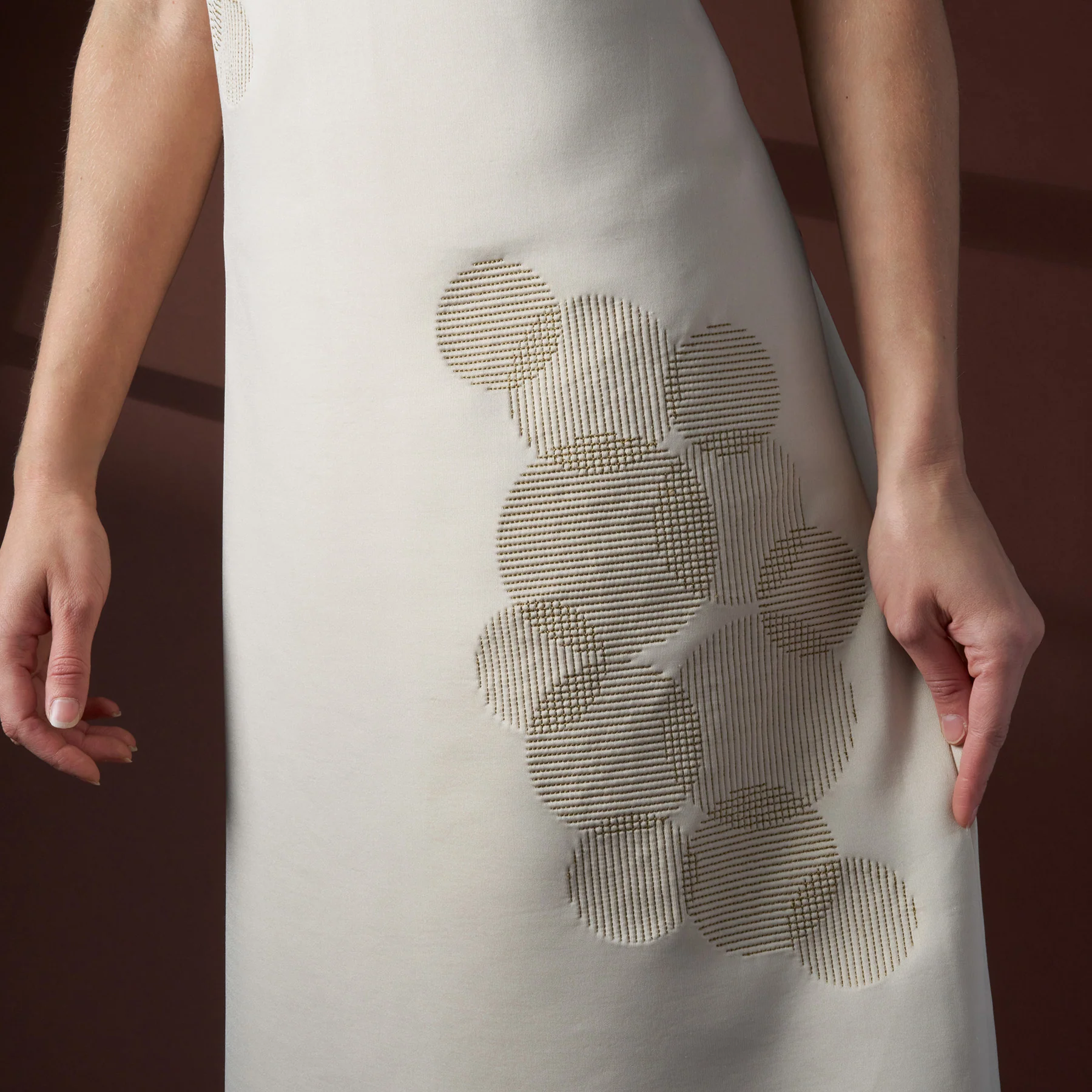 PFAFF® creative elevate™ 680 Embroidery Unit - Image 6