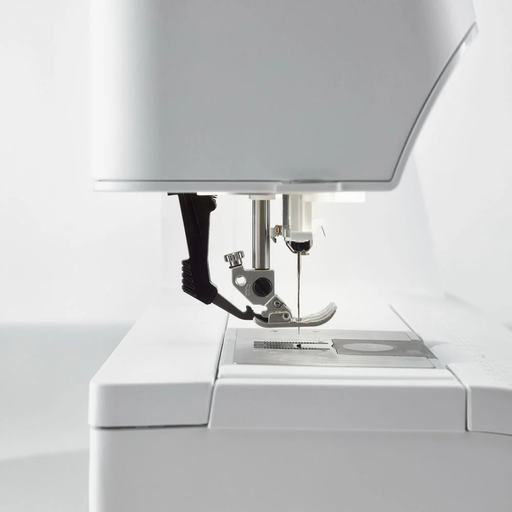 PFAFF® expression™ 710 Sewing Machine Special Edition - Image 5