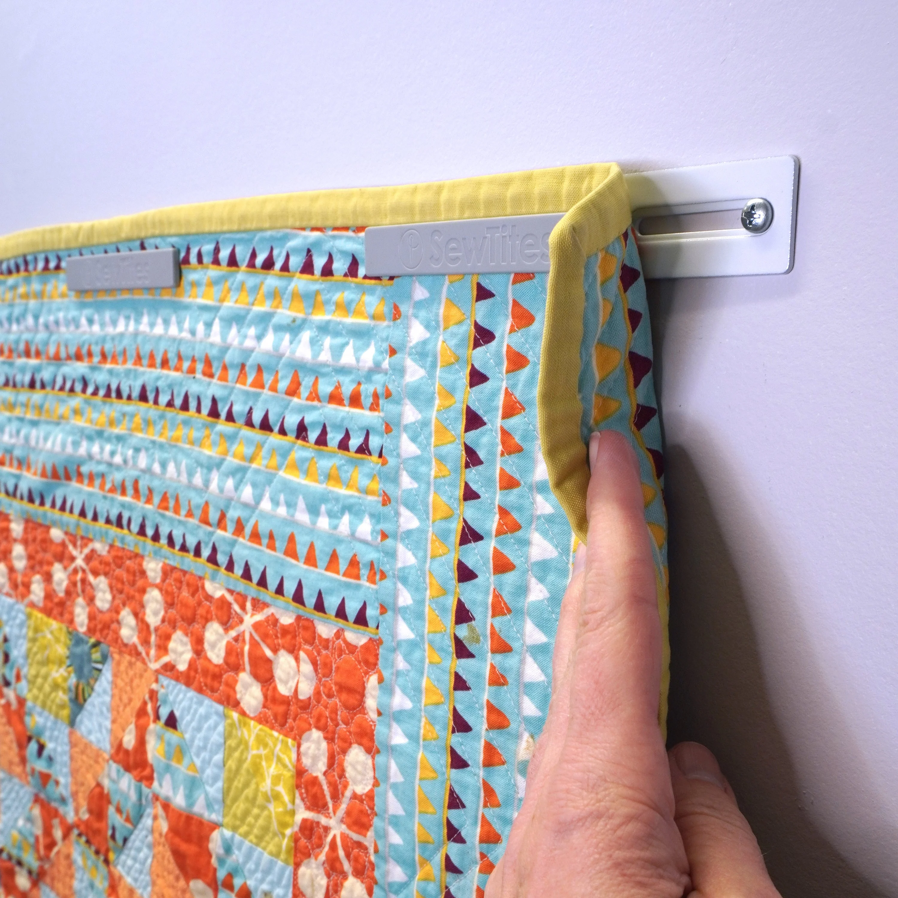 Quik Hang Magnetic Quilt Hanging System by SewTites - Image 2