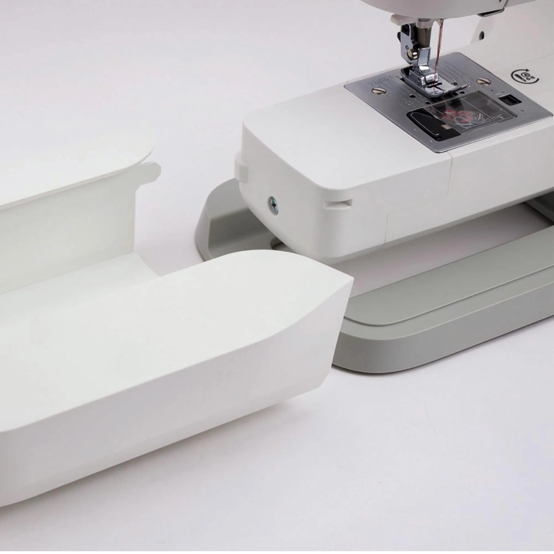 SINGER® C7220 Sewing Machine with Extension Table - Image 7