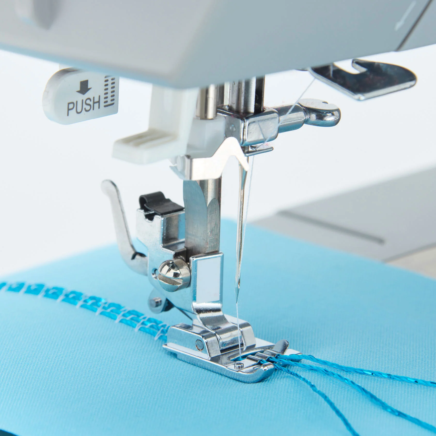 SINGER® Cording Presser Foot