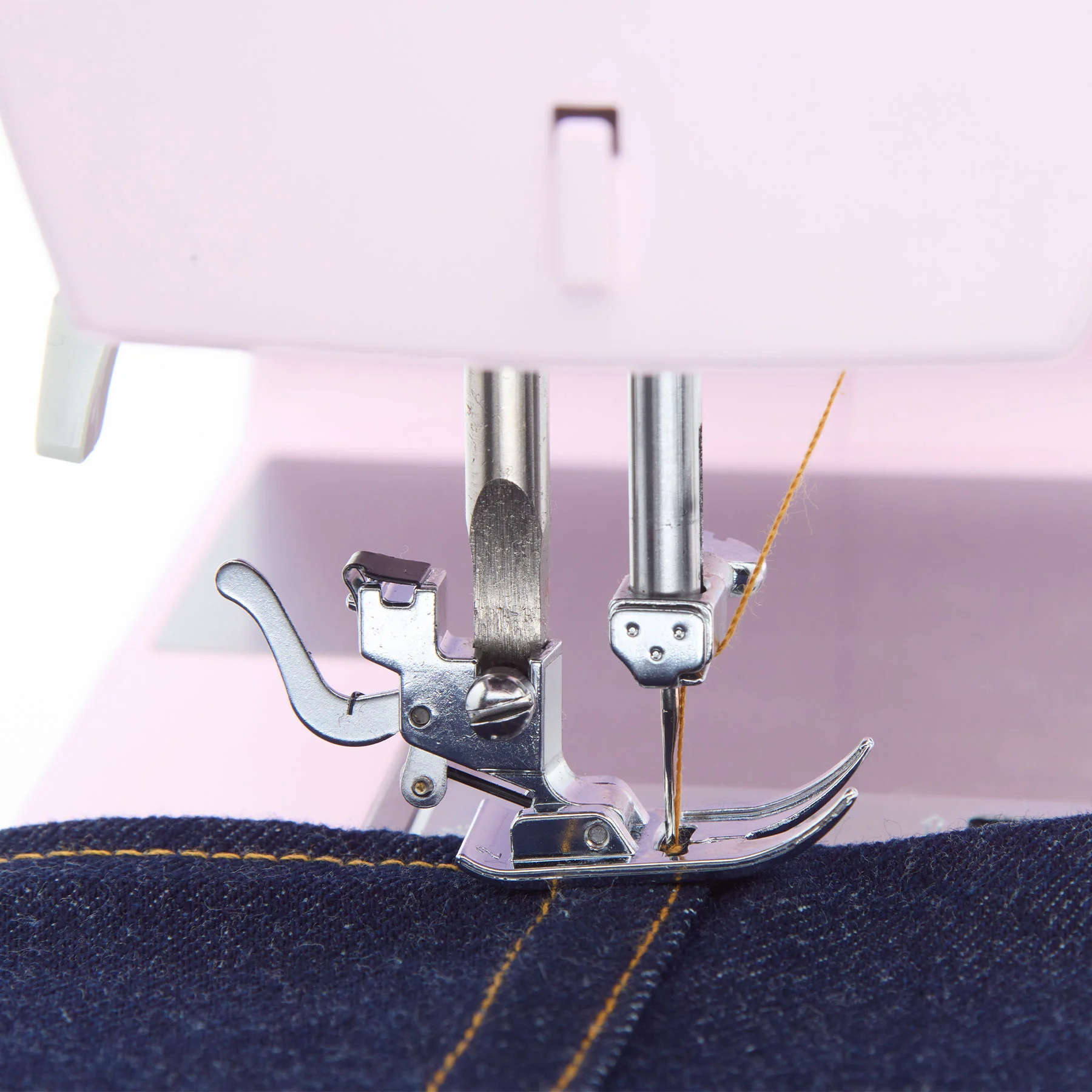 SINGERĀ® Heavy Duty 4411 Tulip Sewing Machine Limited Edition - Image 6