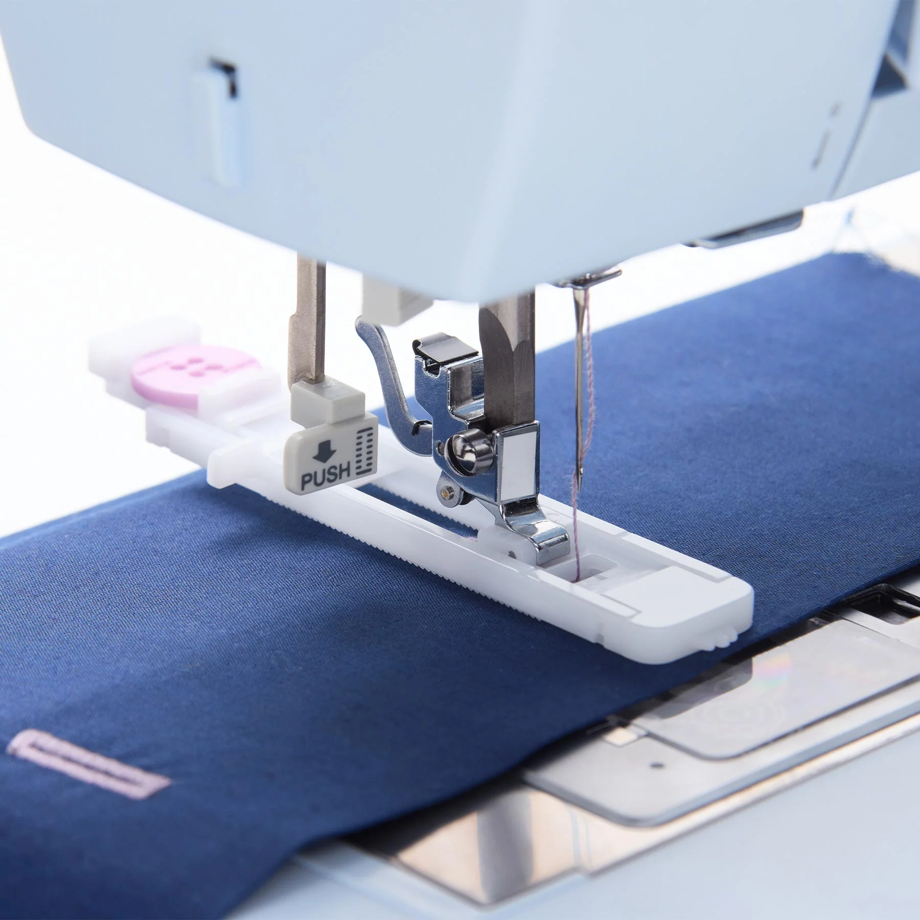 SINGER® Heavy Duty 4423 Meltwater Blue Sewing Machine & Hard Case Bundle - Image 9