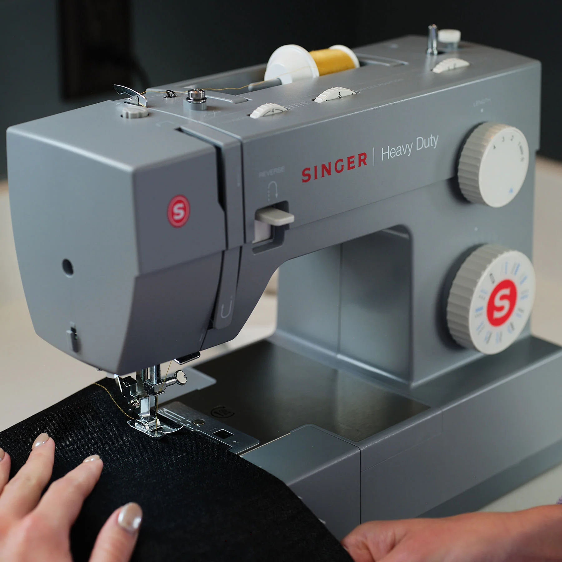SINGERĀ® Heavy Duty 4432 Sewing Machine - Image 8