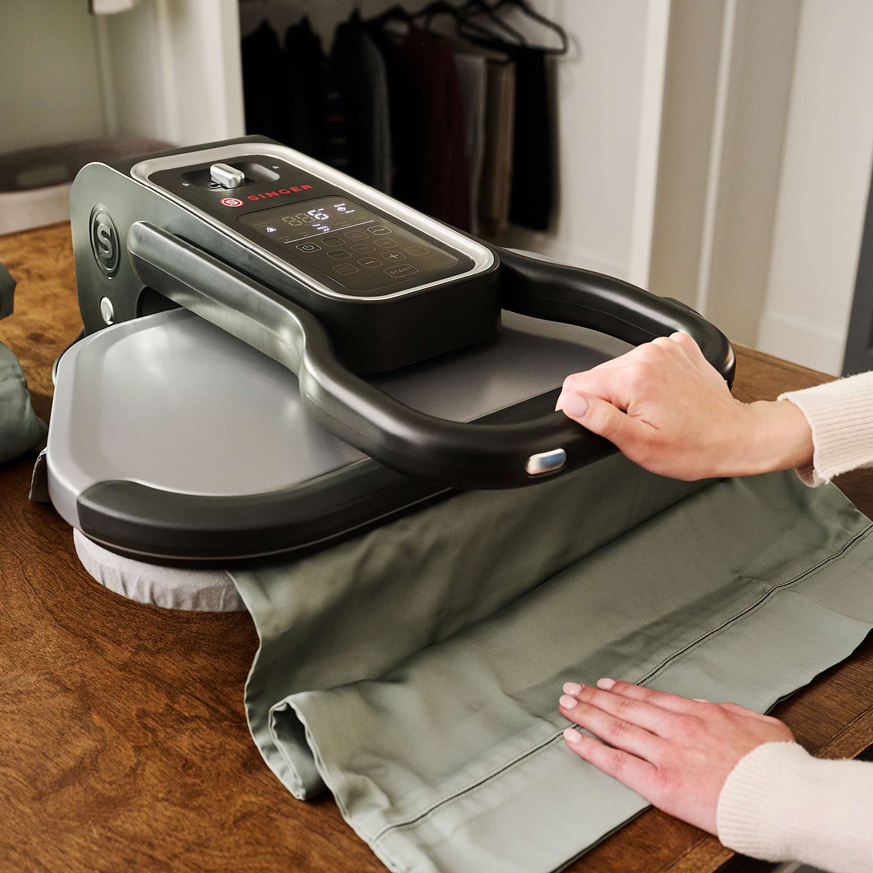 SINGERĀ® INTELLIGENT 2.0 STEAM Press 20 inch - Image 2
