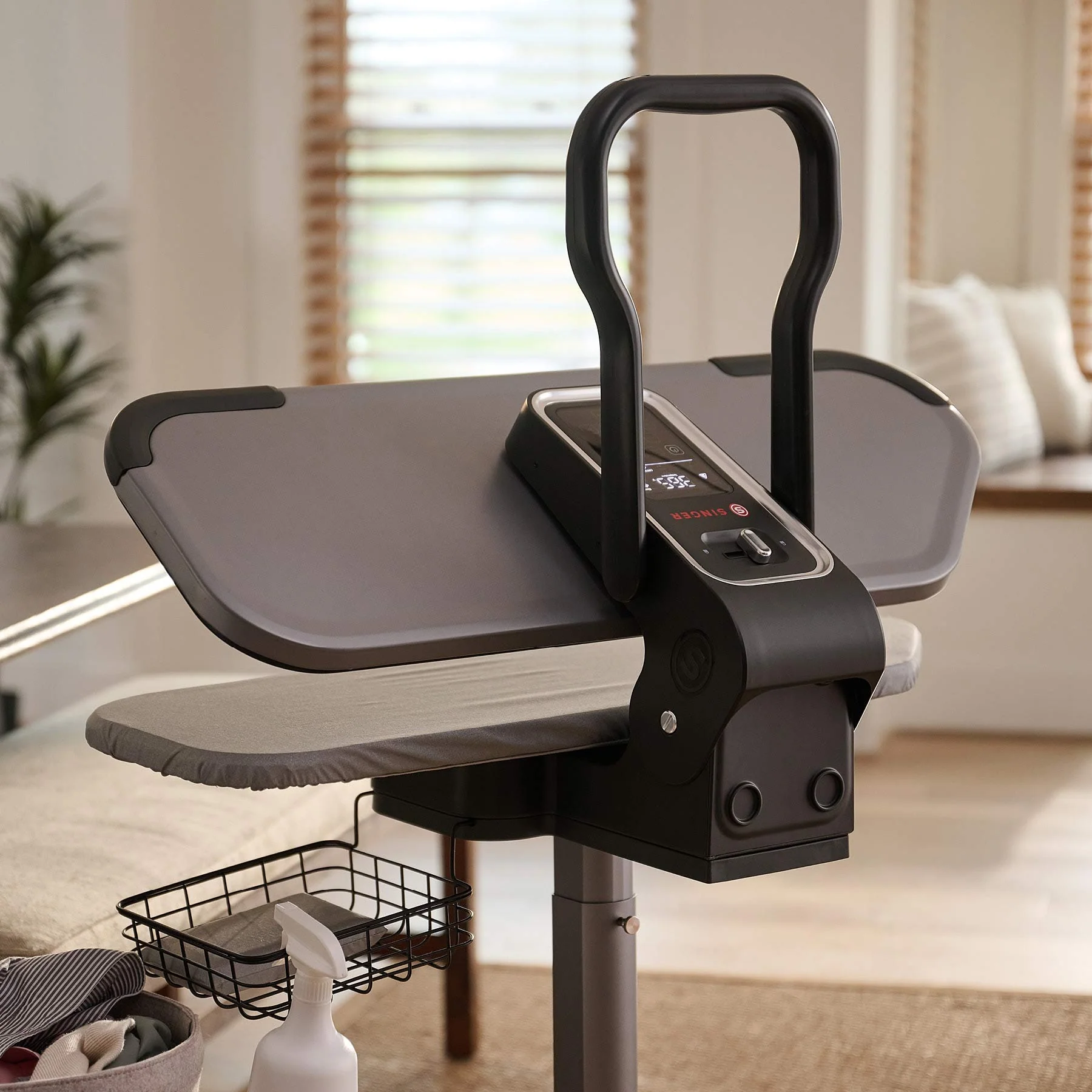 SINGER® INTELLIGENT™ 2.0 Universal Steam Press Stand - Image 7