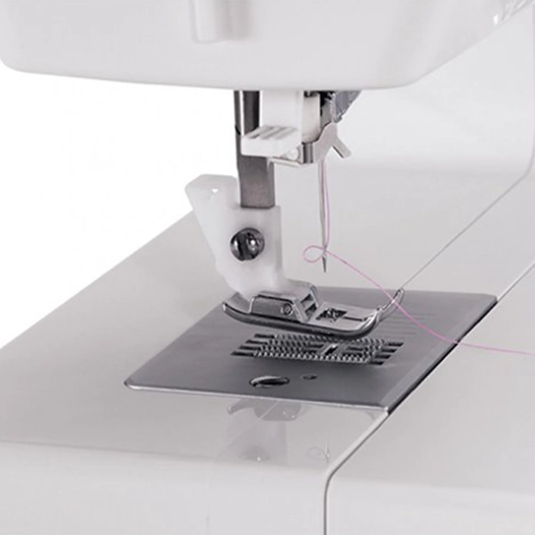 SINGER® Simple⢠3223 Sewing Machine - Image 4