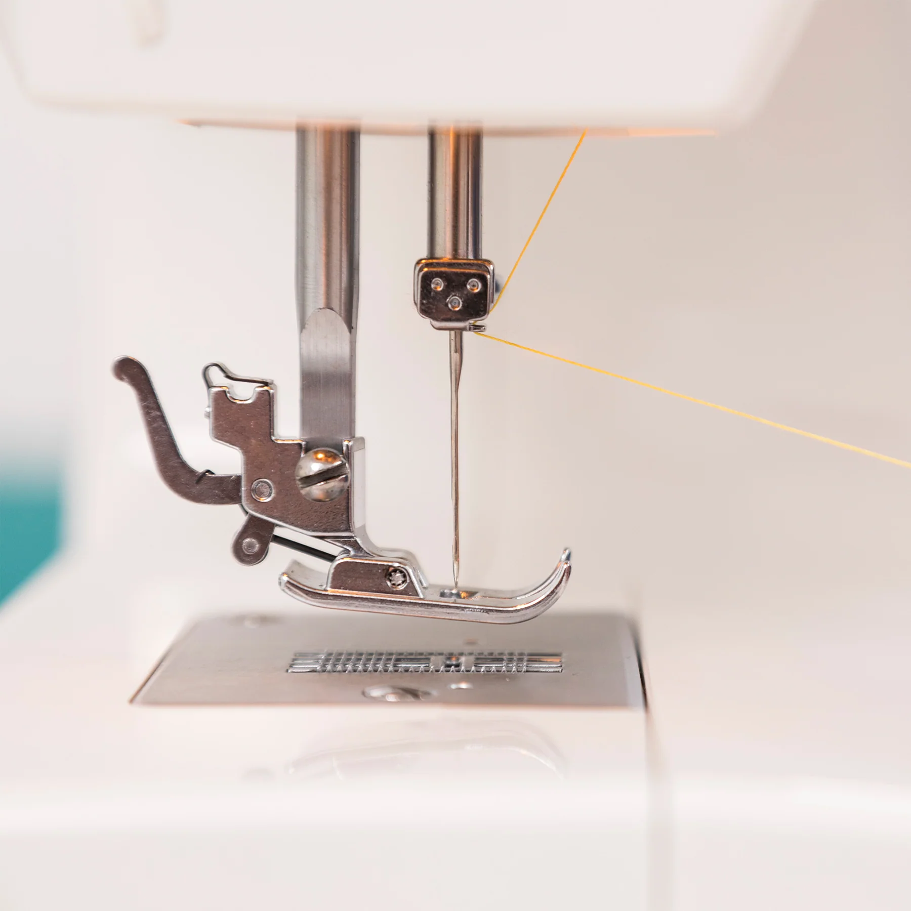 SINGERĀ® Tradition 2259 Sewing Machine - Image 4