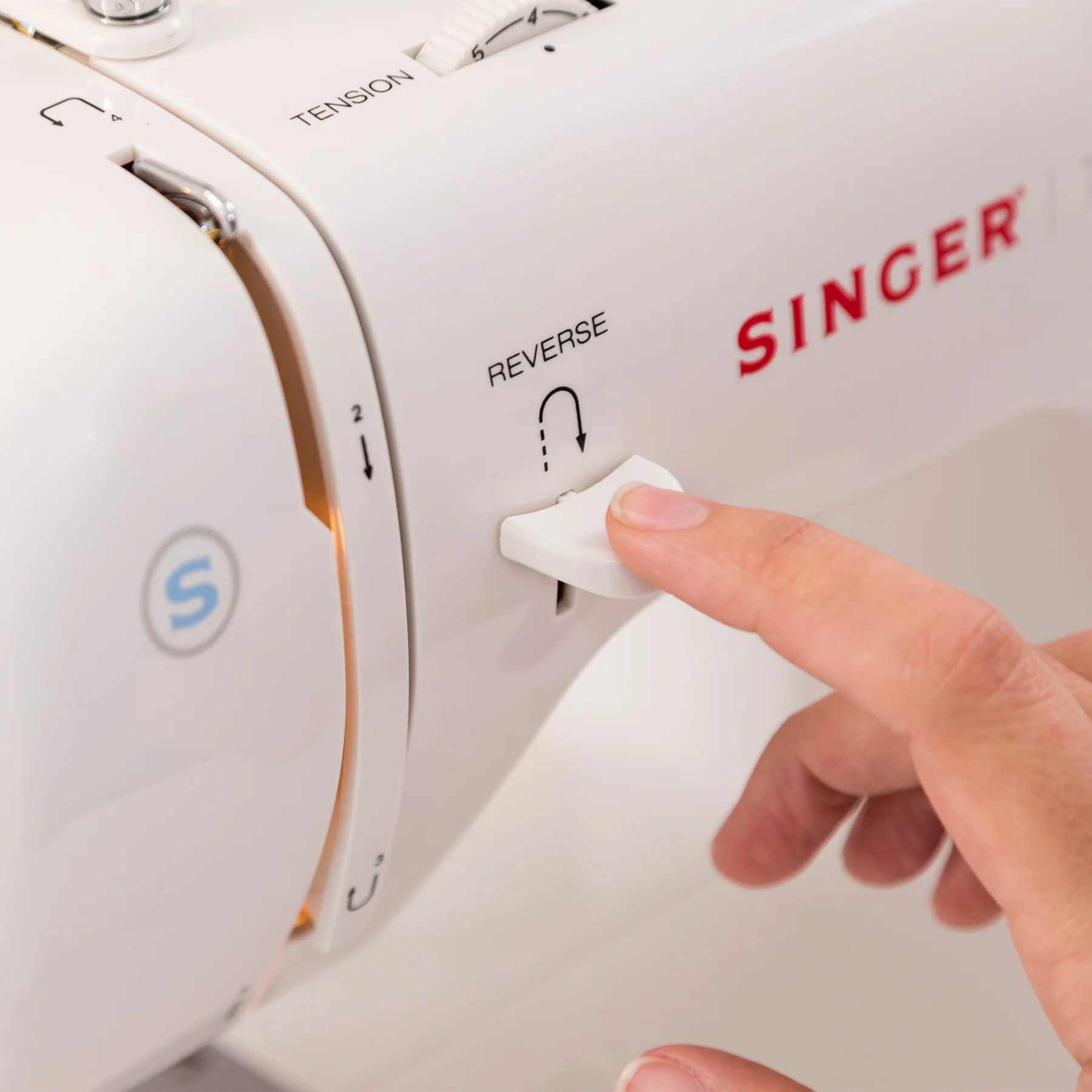 SINGERĀ® Tradition 2259 Sewing Machine - Image 7