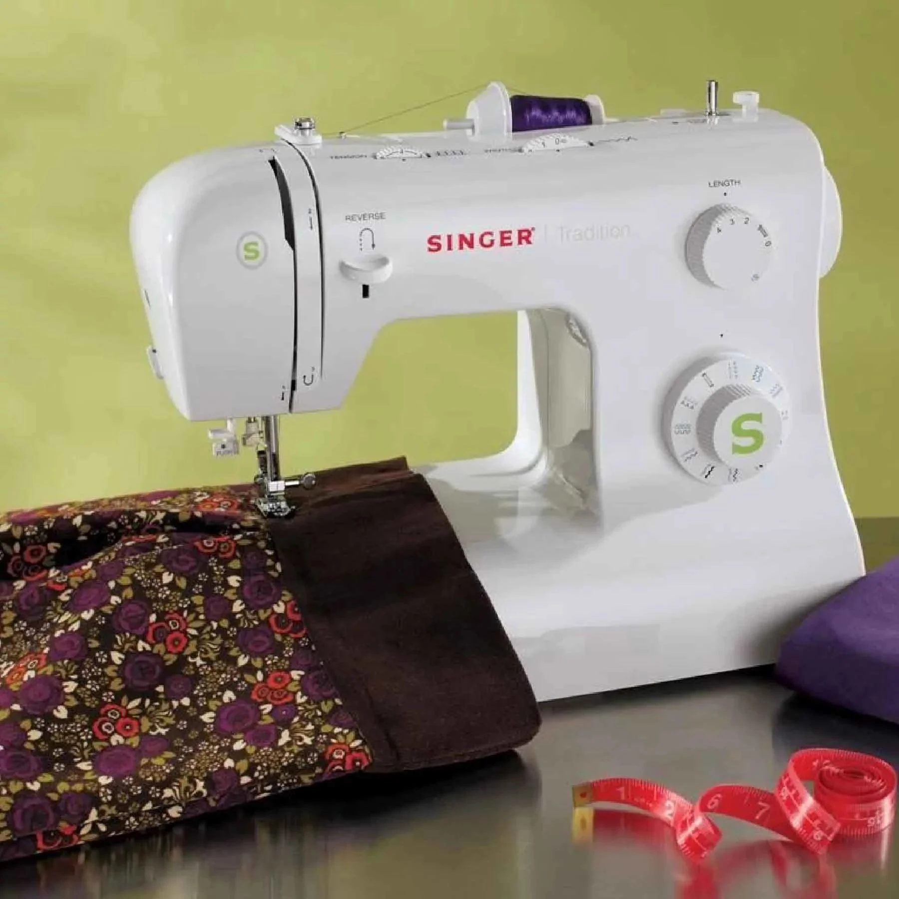 SINGERĀ® Tradition 2277 Sewing Machine - Image 2